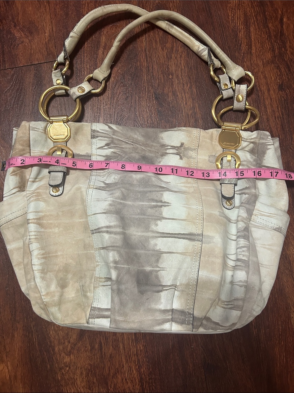 b. makowsky Beige and Light Gray Tie-Dye Leather Shoulder Bag with Gold Hardware - Picture 13 of 14